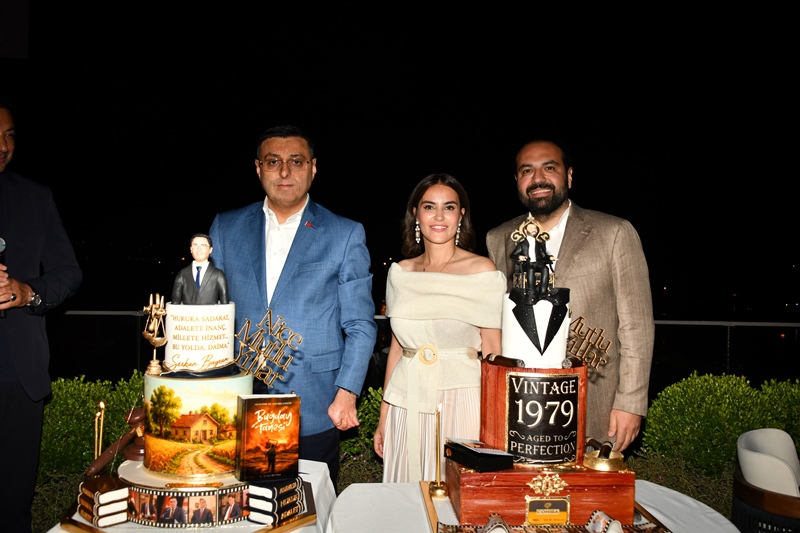 Yüzüklüler Kulübü :  Yeni Üyelerle Tan��ma Partisi The Grand Tarabya�da Gerçekle�ti 